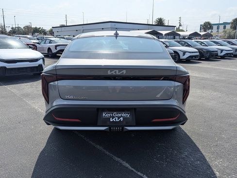 New 2026 Kia K4 LXS image 4