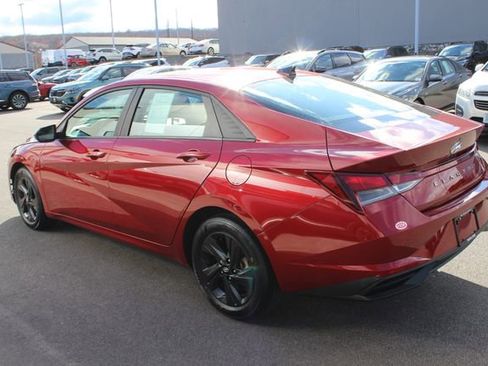 Used 2023 Hyundai Elantra SEL FWD image 24