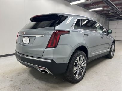 New 2025 Cadillac XT5 Premium Luxury w/ Technology Package