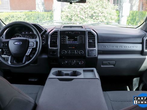 Used 2018 Ford F550 4x4 Crew Cab Super Duty image 26