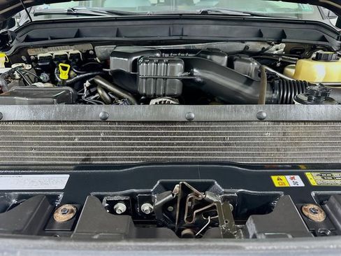 Used 2016 Ford F250 XLT w/ XLT Value Package image 19