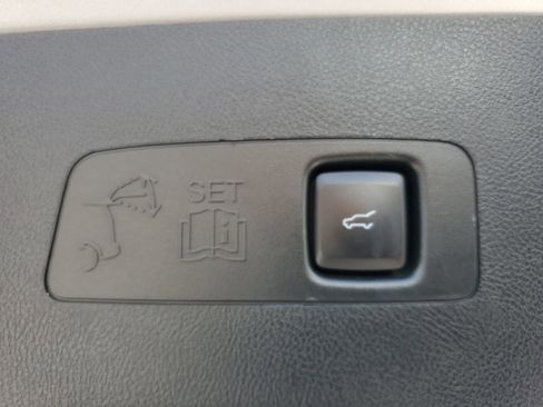 Used 2020 Lincoln Corsair Standard image 9