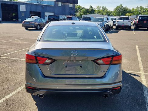 Used 2024 Nissan Altima 2.5 SL AWD/4WD image 5