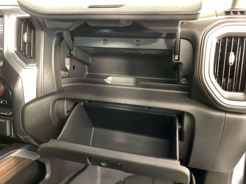 Used 2019 Chevrolet Silverado 1500 RST AWD/4WD image 39