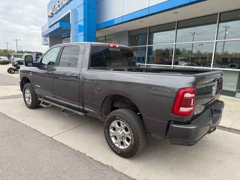 Used 2024 RAM 2500 Laramie AWD/4WD image 3