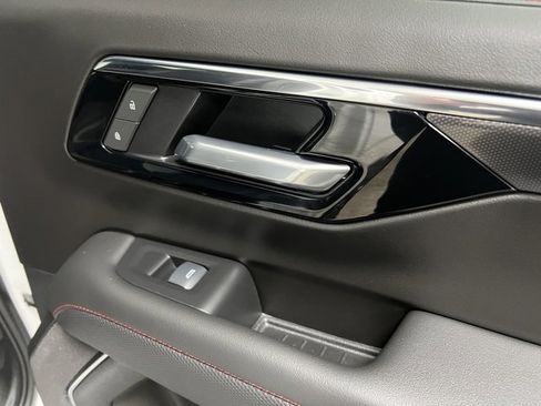 Used 2025 Chevrolet Tahoe RST w/ RST Capability Package image 55