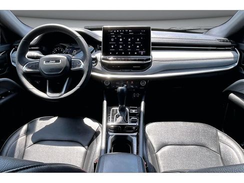 Certified 2026 Jeep Compass Limited AWD/4WD image 19