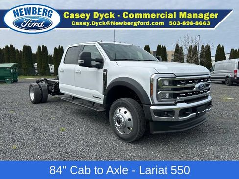 New 2026 Ford F550 4x4 Crew Cab image 4