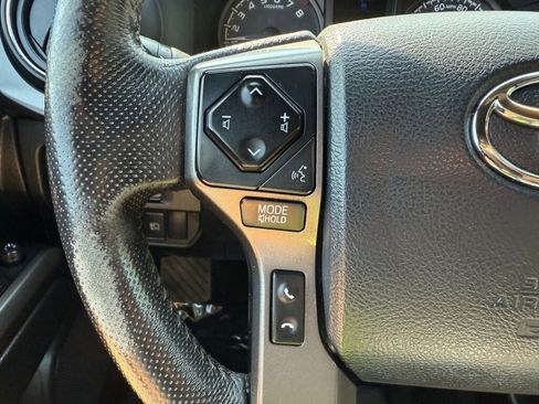 Used 2019 Toyota Tacoma TRD Sport w/ Technology Package AWD/4WD image 13