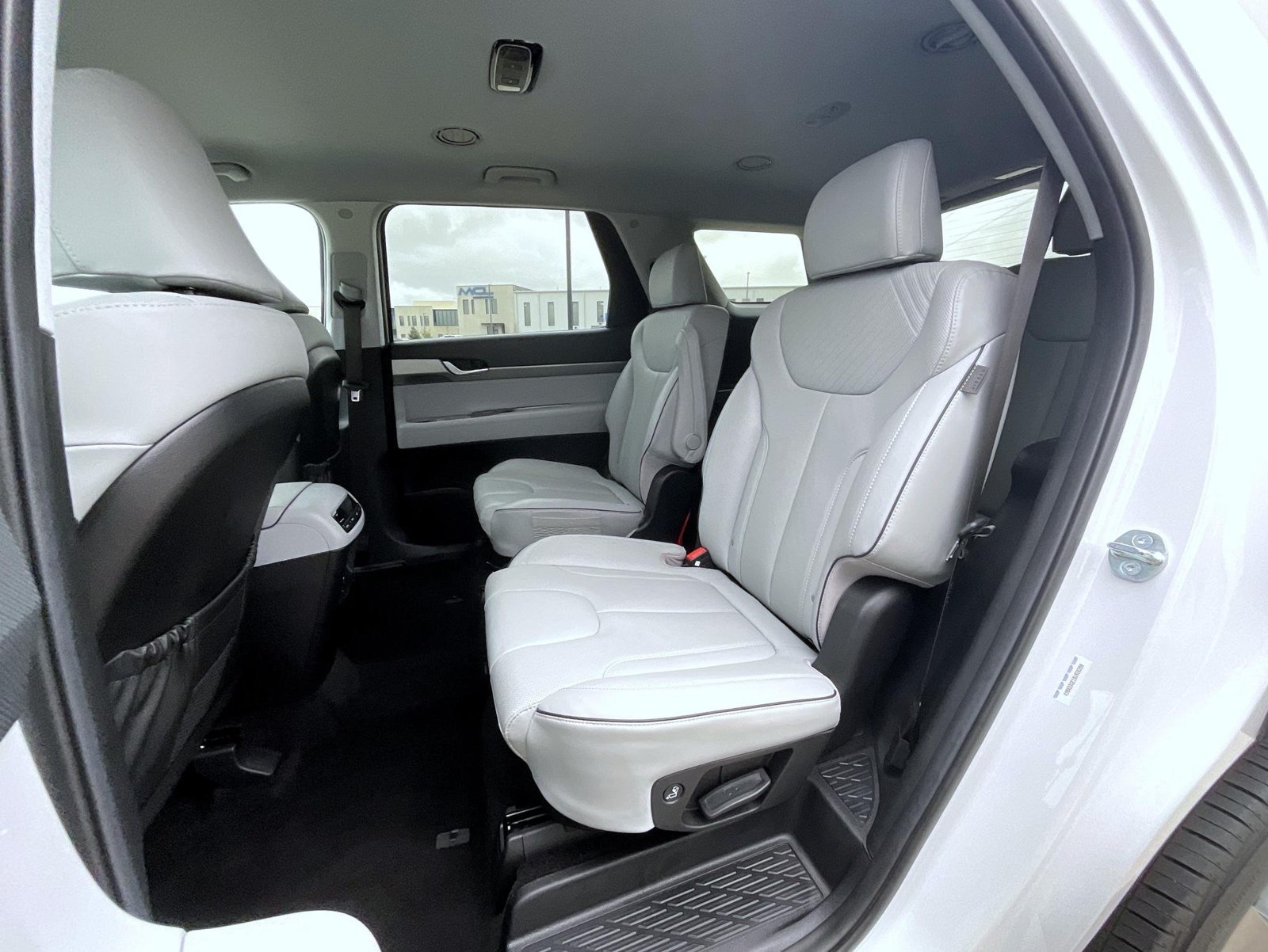 Certified 2025 Hyundai Palisade SEL AWD/4WD image 19