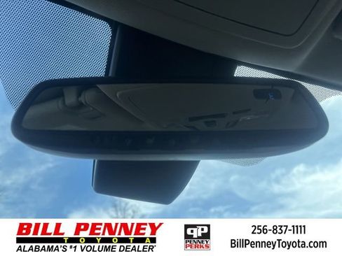 Used 2020 Toyota Sienna XLE image 34