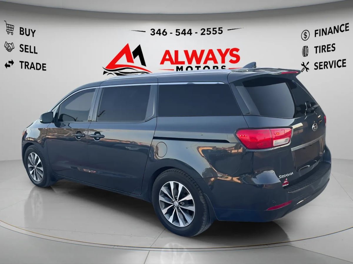 Used 2016 Kia Sedona SX FWD image 7