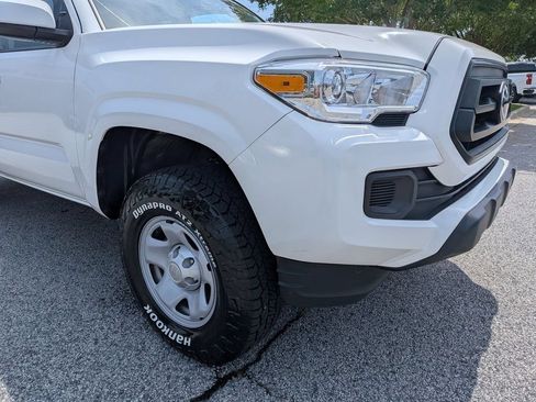Used 2023 Toyota Tacoma SR AWD/4WD image 10