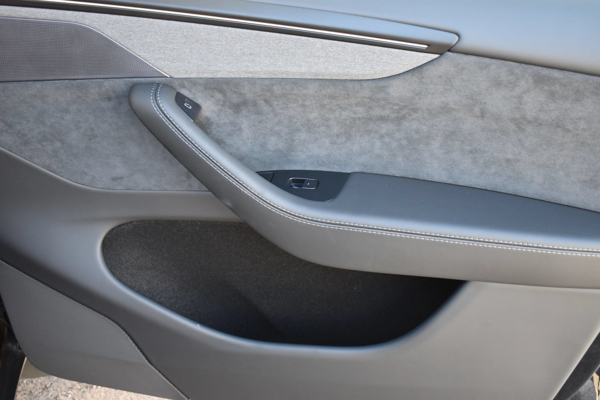 Used 2026 Tesla Model Y 2WD image 19