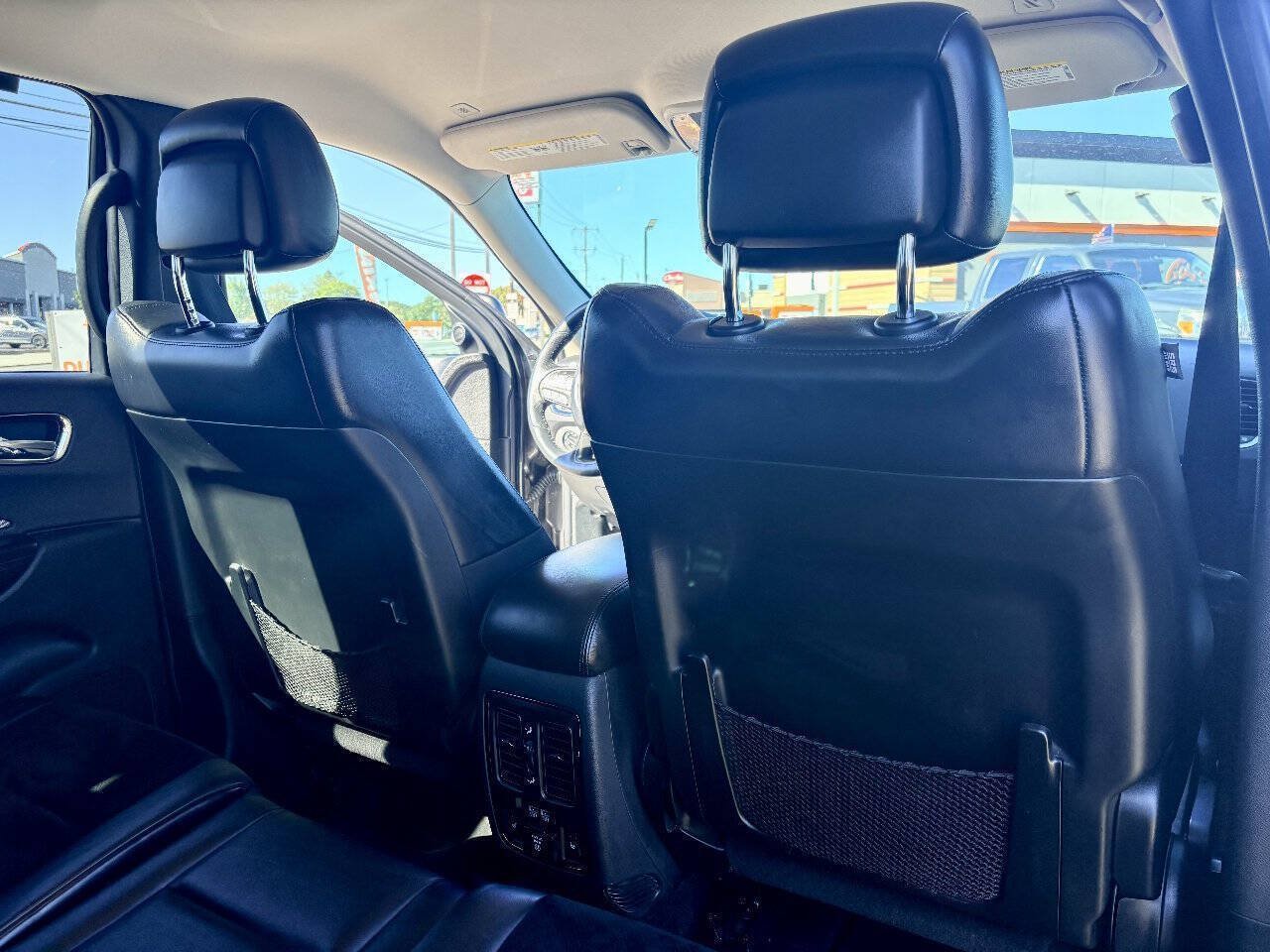 Used 2018 Dodge Durango GT AWD/4WD image 36