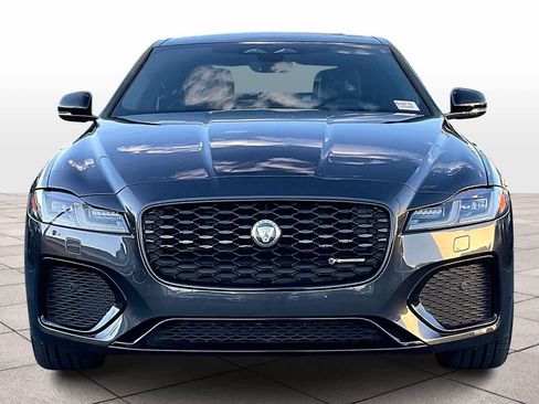 New 2024 Jaguar XF R-Dynamic SE image 5