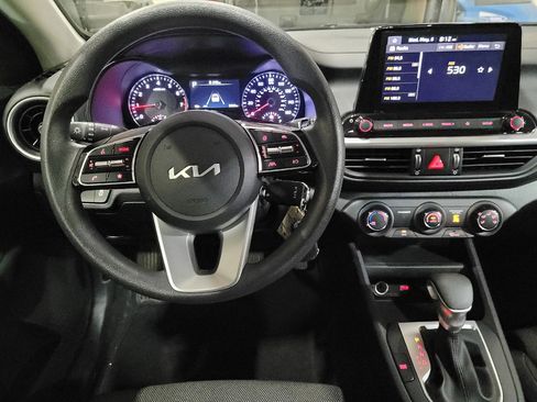 Used 2023 Kia Forte LXS w/ LXS Technology Package FWD image 22