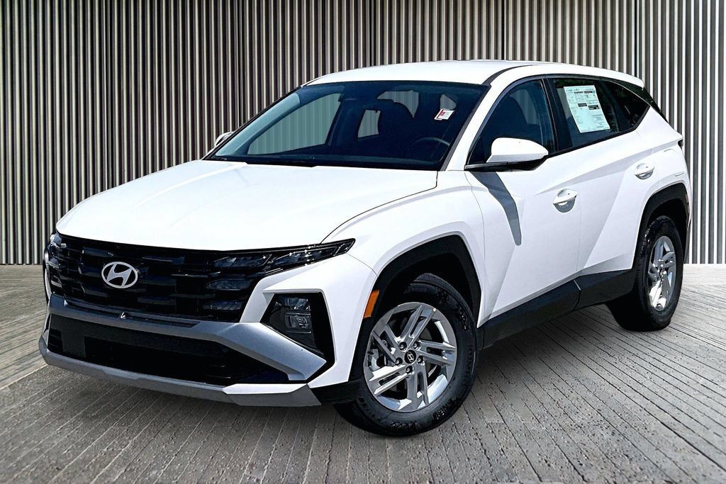 New 2026 Hyundai Tucson SE AWD/4WD image 2