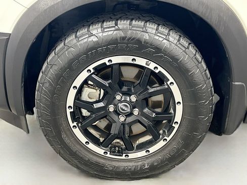 Used 2024 Nissan Pathfinder Rock Creek AWD/4WD image 29
