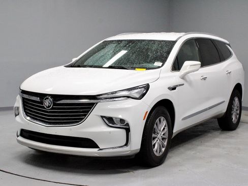 Used 2024 Buick Enclave Premium AWD/4WD image 7