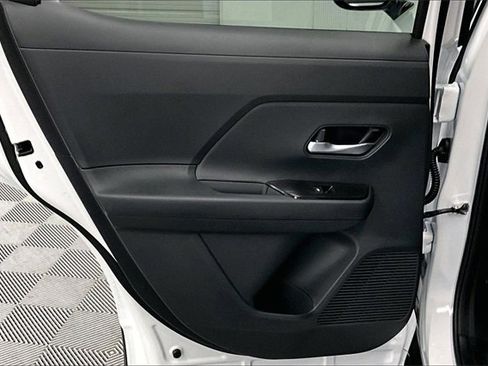 New 2026 Nissan Kicks SV image 27