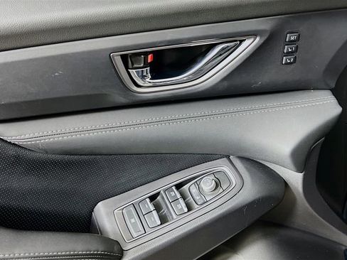 Used 2024 Subaru Ascent Limited image 9