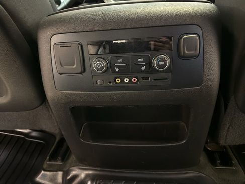 Used 2015 Chevrolet Tahoe LTZ image 28