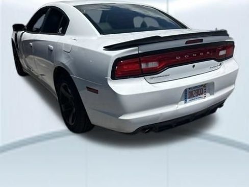 Used 2014 Dodge Charger Police RWD image 3