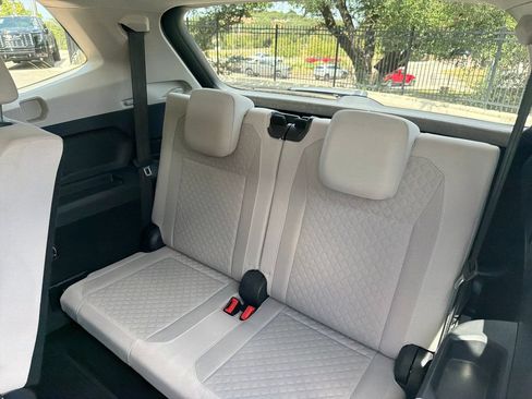Used 2019 Volkswagen Tiguan S w/ Driver Assistance Package FWD image 34