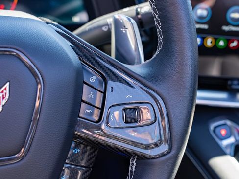 Used 2023 Chevrolet Corvette Stingray Preferred Conv w/ Z51 Performance Package RWD image 15