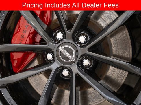 Used 2025 Nissan Z Performance w/ Floor Mat Package RWD image 15