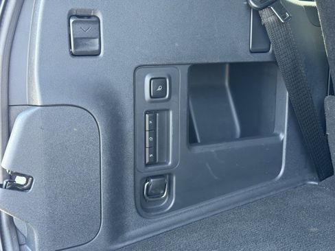 Used 2025 Ford Expedition Active RWD image 30