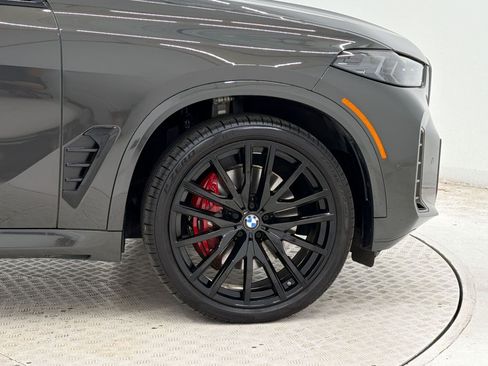 Used 2026 BMW X5 xDrive40i w/ M Sport Package AWD/4WD image 13