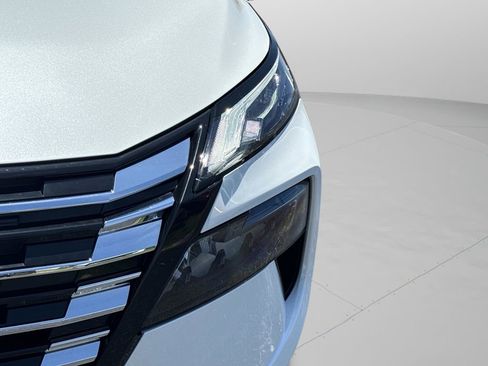 Certified 2024 Nissan Rogue SV w/ SV Premium Package FWD image 44