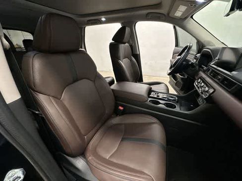 Used 2023 Honda Pilot Elite image 22