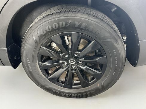 Used 2025 MAZDA CX-50 AWD 2.5 S w/ Premium Package image 11