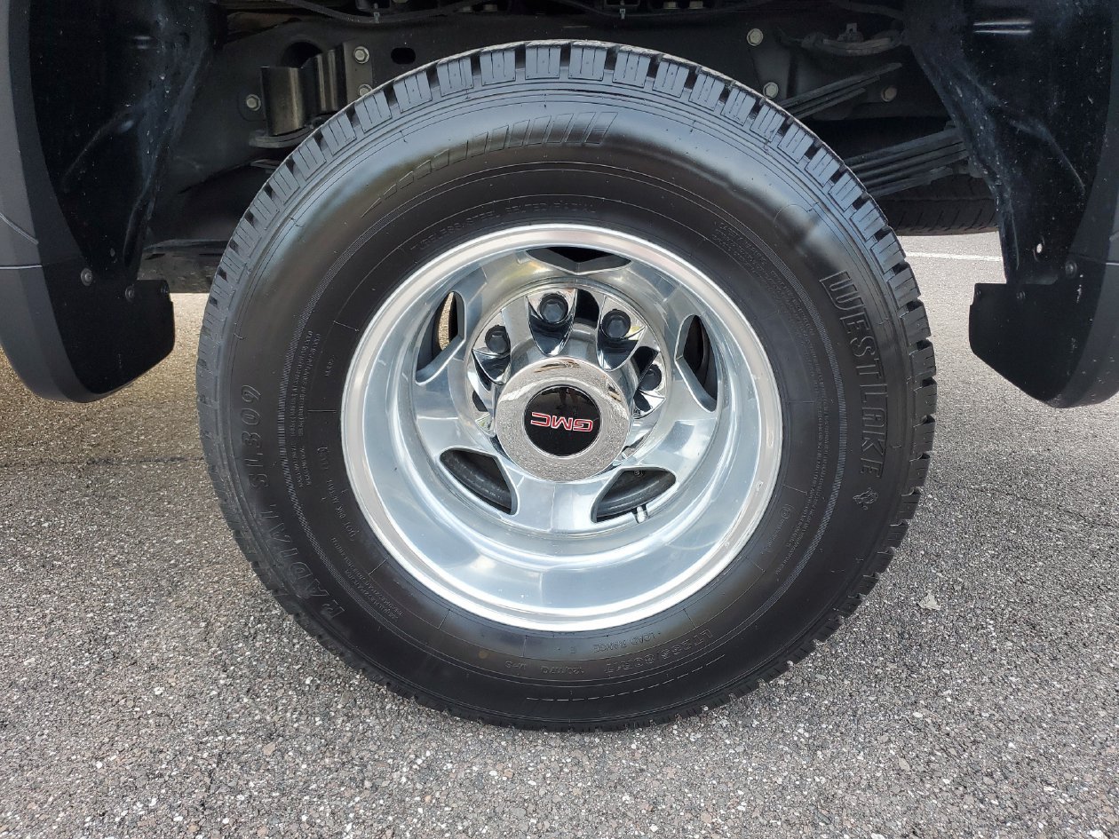 Used 2020 GMC Sierra 3500 Denali w/ Denali Ultimate Package AWD/4WD image 5