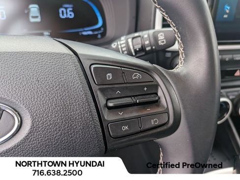 Certified 2023 Hyundai Venue Limited w/ Cargo Package image 28
