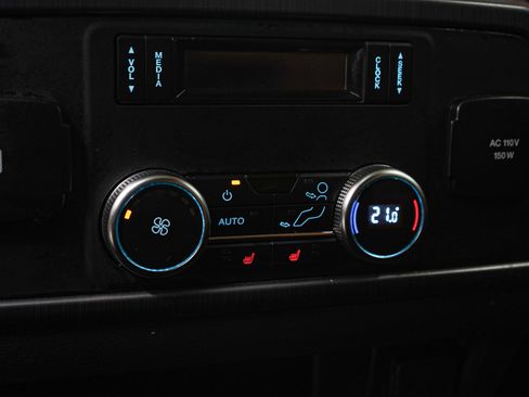Used 2023 Ford Expedition Max Platinum AWD/4WD image 18