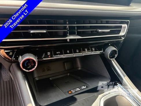 New 2026 Chevrolet Traverse LT w/ Driver Confidence Package AWD/4WD image 18
