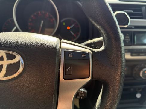 Used 2010 Toyota 4Runner SR5 AWD/4WD image 24