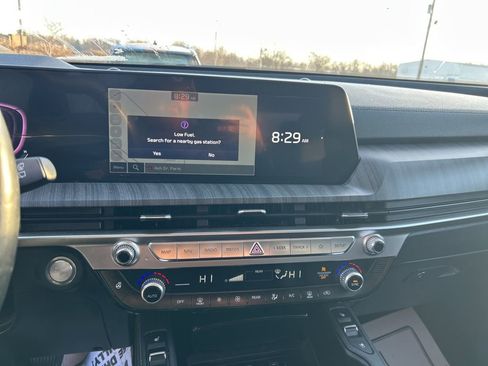 Used 2023 Kia Telluride EX image 7