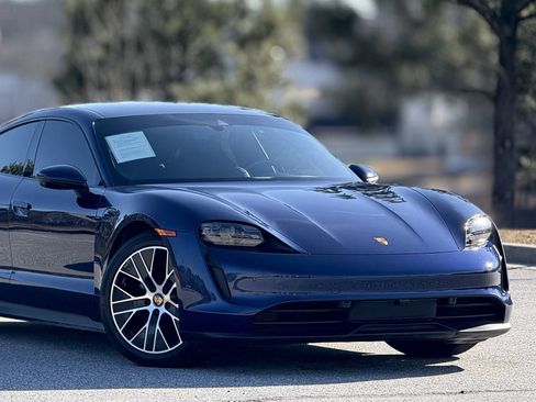 Used 2020 Porsche Taycan 4S image 48