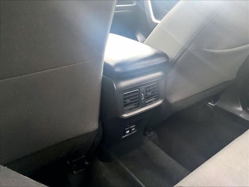 Used 2024 Toyota RAV4 XLE image 27