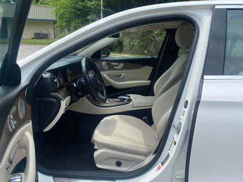 Used 2018 Mercedes-Benz E 300 image 14