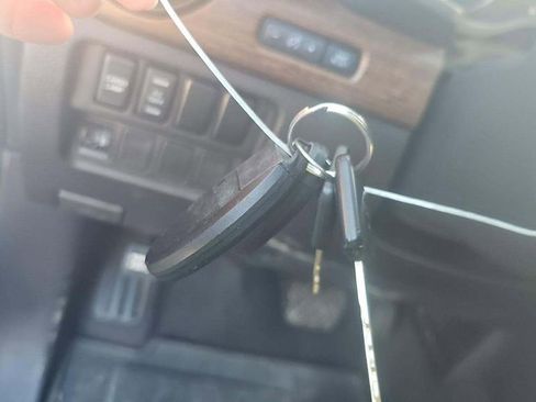 Used 2021 Nissan Titan Platinum Reserve w/ Moonroof Package image 13