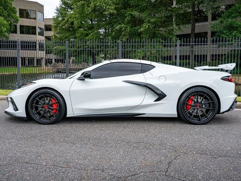 Used 2023 Chevrolet Corvette Stingray Premium Cpe w/ Z51 Performance Package RWD image 32