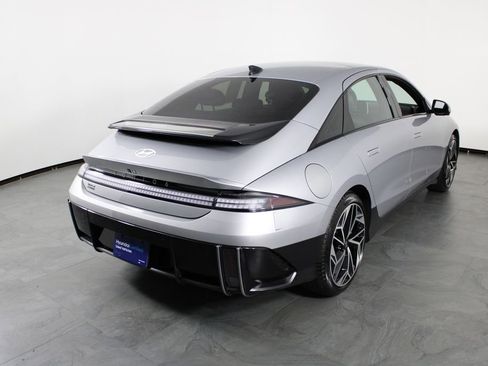 Certified 2025 Hyundai Ioniq 6 Limited image 15