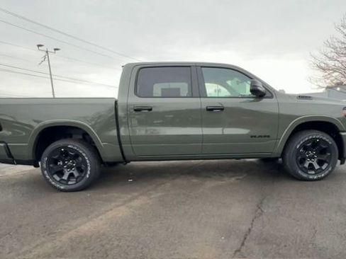 New 2026 RAM 1500 4x4 Crew Cab image 9