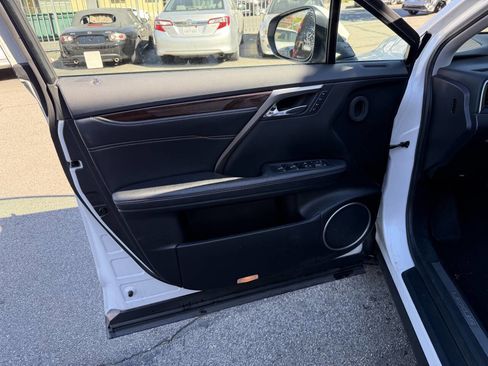 Used 2017 Lexus RX 350 FWD w/ Premium Package image 12